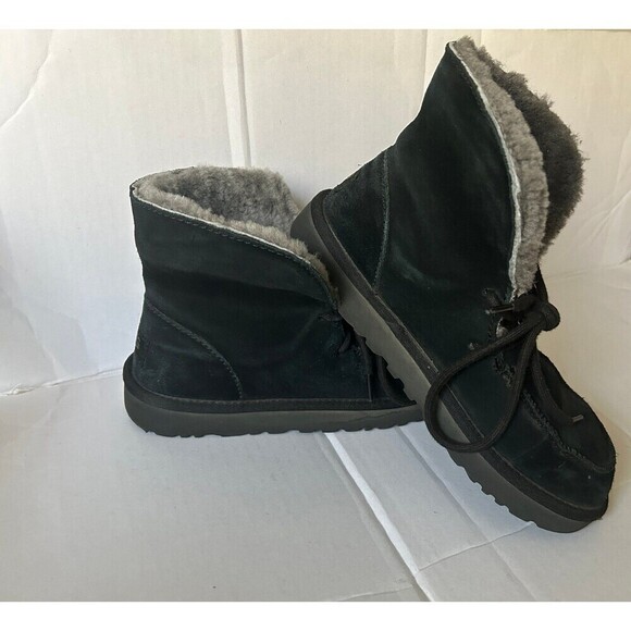 UGG Diara Black Suede Lace-Up Boots size 8 - Picture 3 of 11